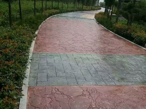 磁縣溢泉湖壓印地坪道路施工